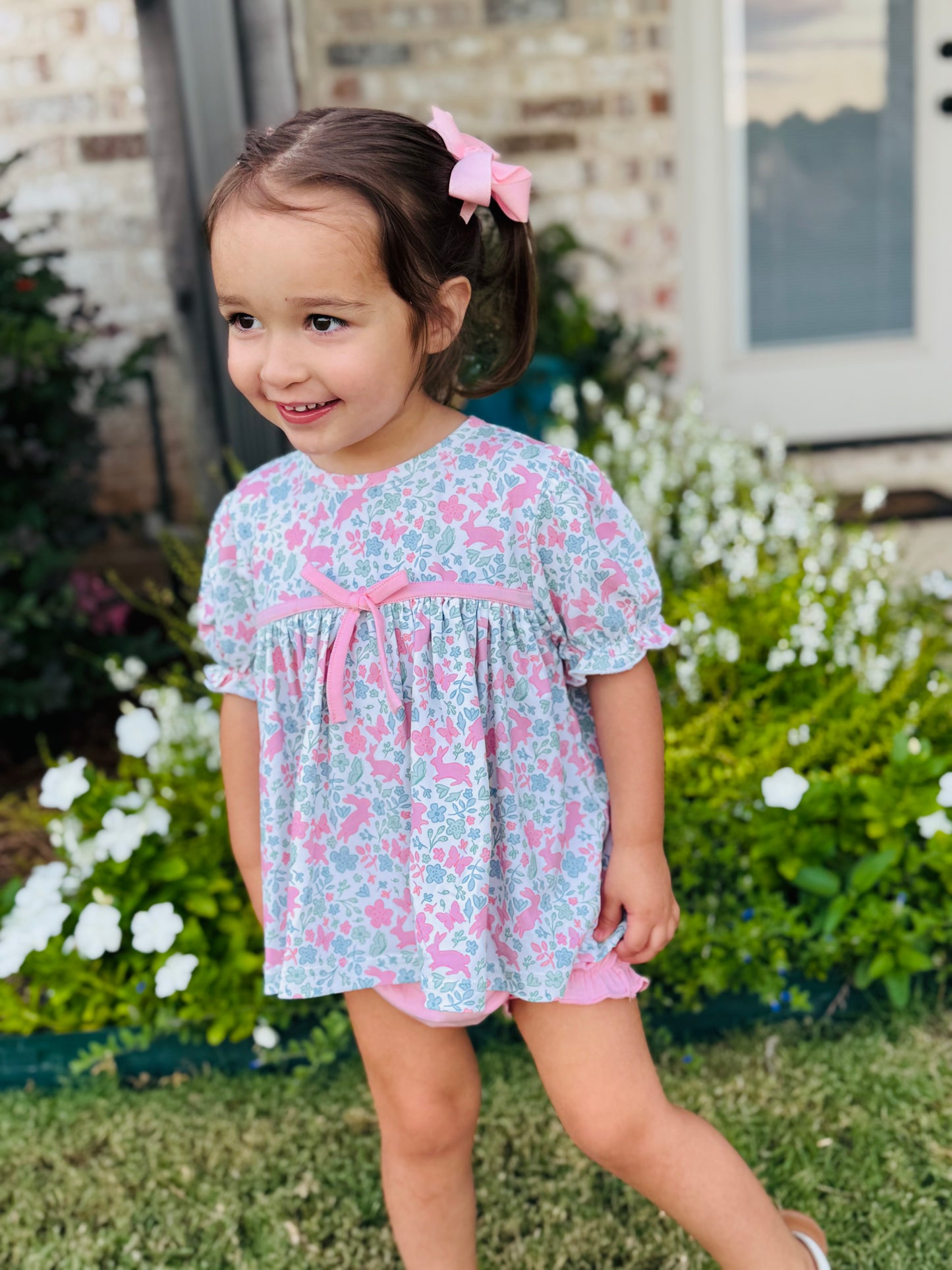 Hopscotch Blooms